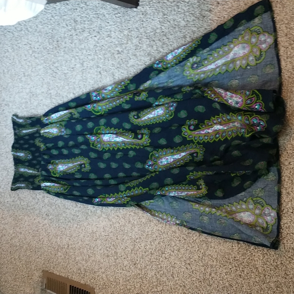 Paisley Maxi Dress - Picture 4 of 8